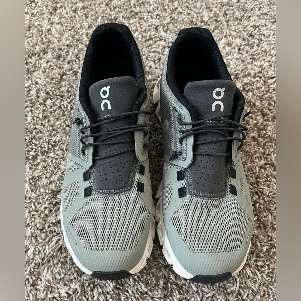 On Running Cloud 5, Women Sneakers in Sage Green and White - Picture 2 of 4